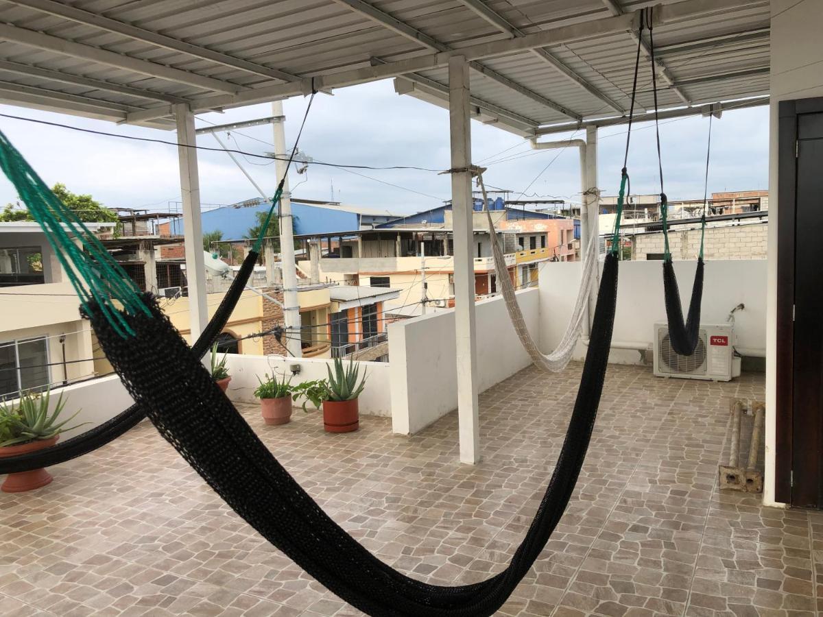 Hostal Playa Imperial Manta Εξωτερικό φωτογραφία