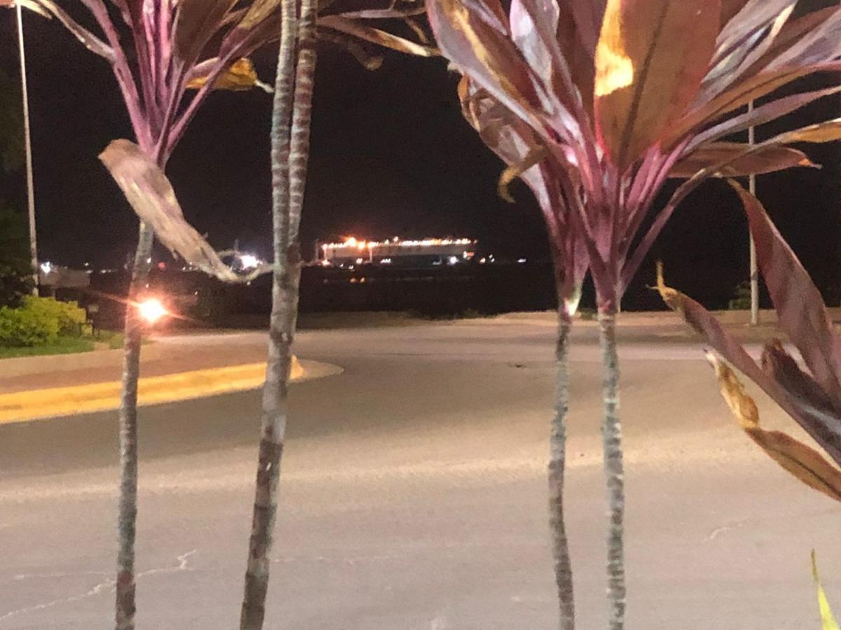 Hostal Playa Imperial Manta Εξωτερικό φωτογραφία