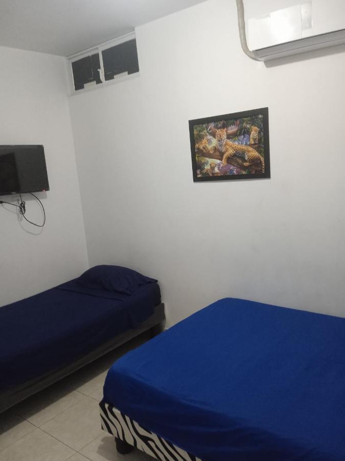 Hostal Playa Imperial Manta Εξωτερικό φωτογραφία